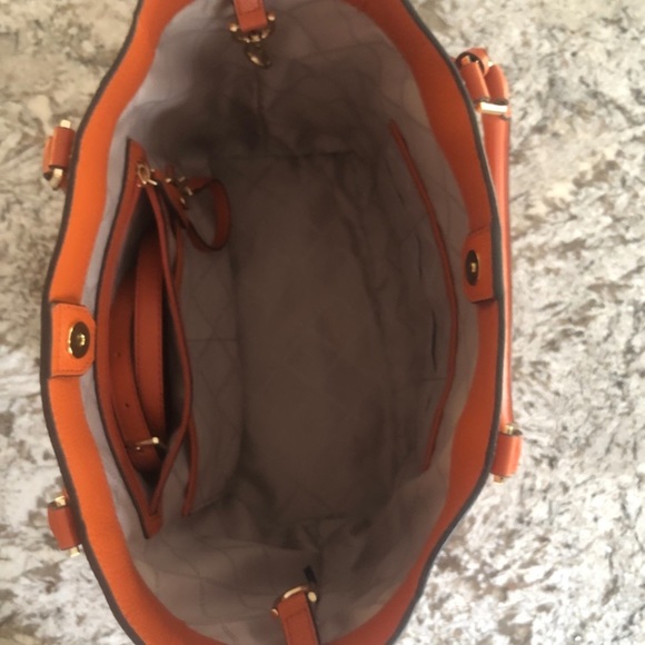 Michael Kors Purse - Picture 3 of 8